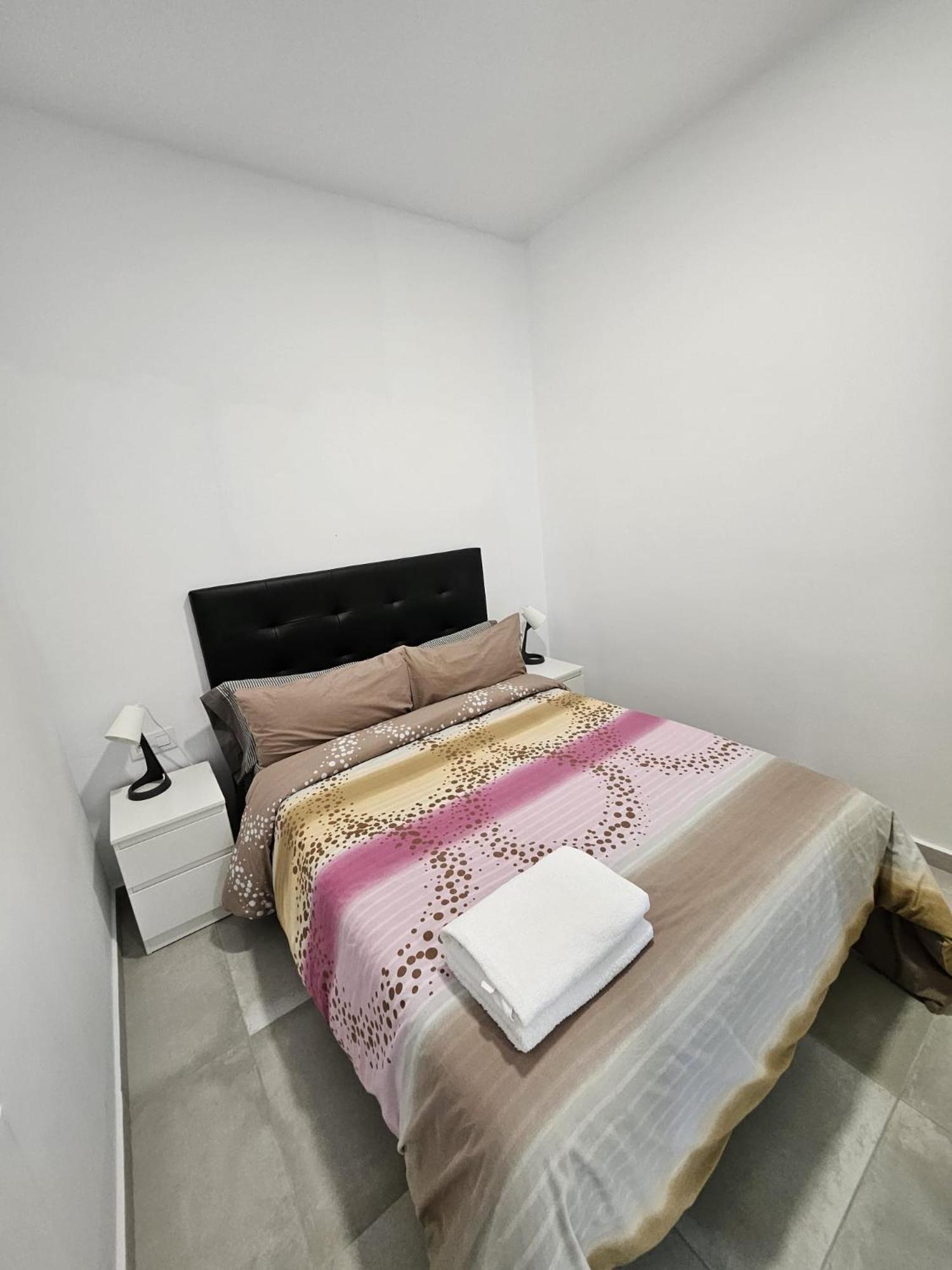 Apartments Jota برشلونة المظهر الخارجي الصورة