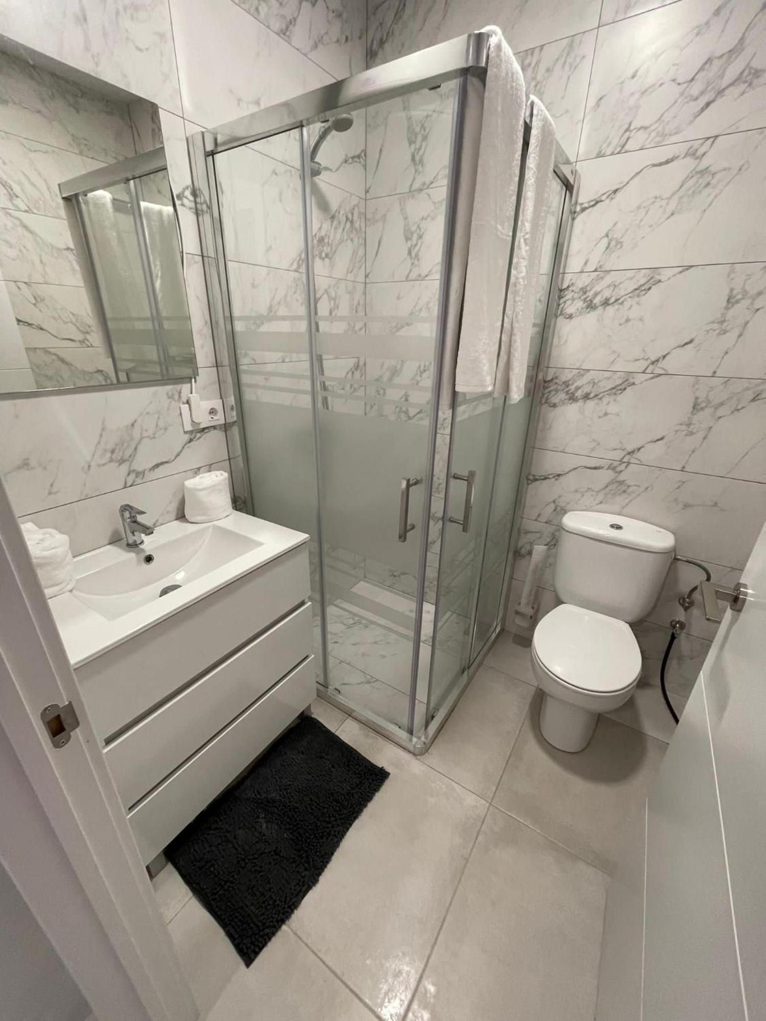 Apartments Jota برشلونة المظهر الخارجي الصورة